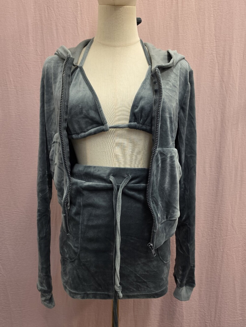 Dolls Kill New Pink 3-PC Chill Mode Bra Velour Skirt Set- Charcoal Grey, MEDIUM